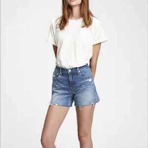 GAP Distressed Demin Shorts Size 26 Mid-rise